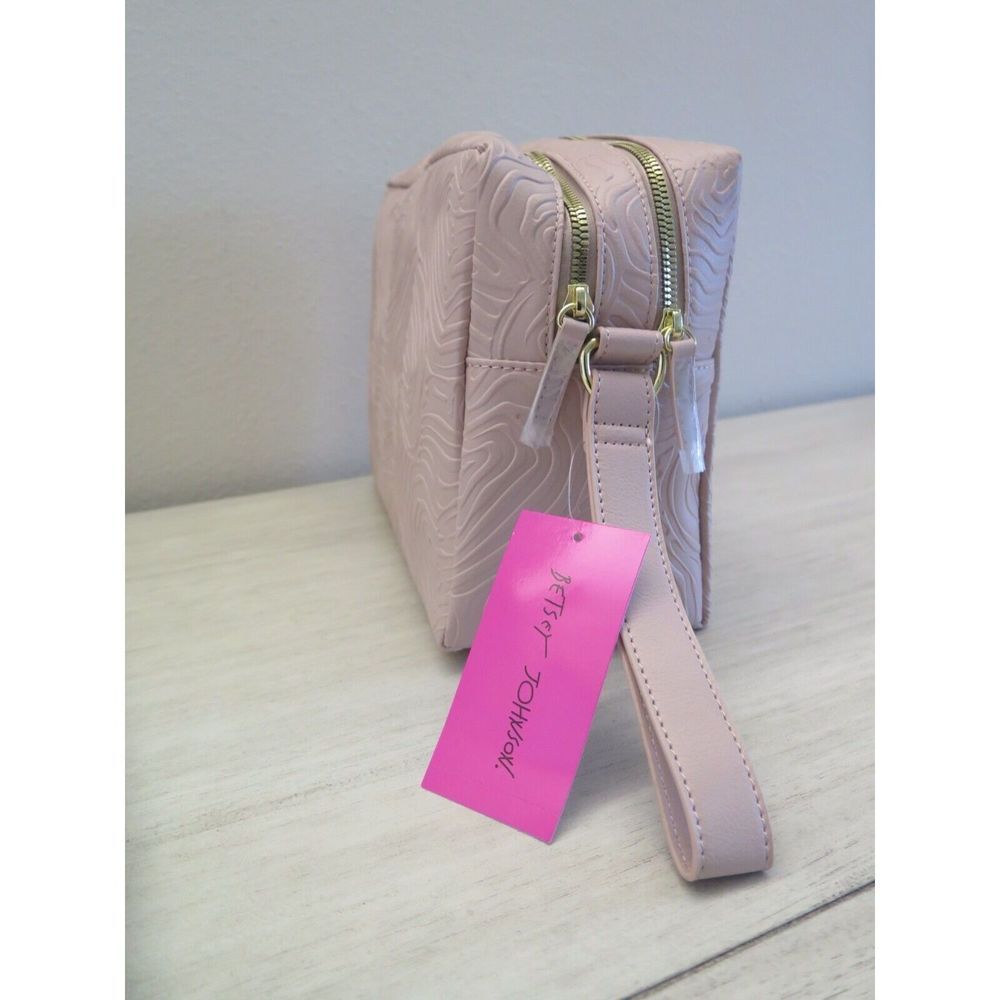 Betsey Johnson CBJ-1056 Women's Rose Pink Double Zip Weekender Bag $68 - Picture 5 of 11